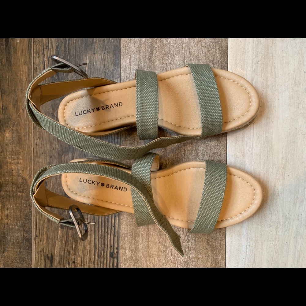 Sandals, Lucky Brand